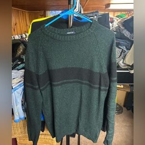 Men’s sweater